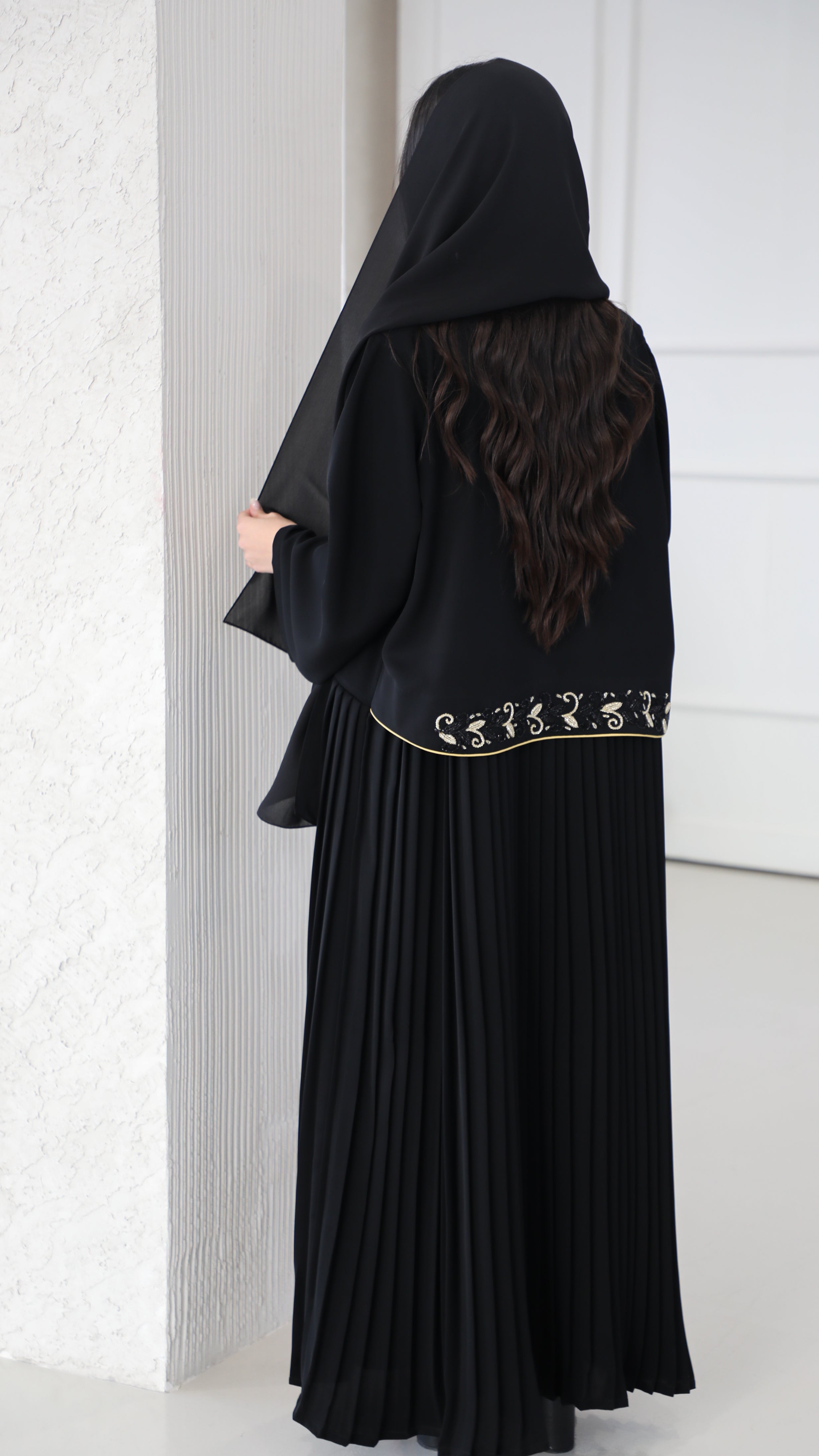 Abaya with Special Back Cut