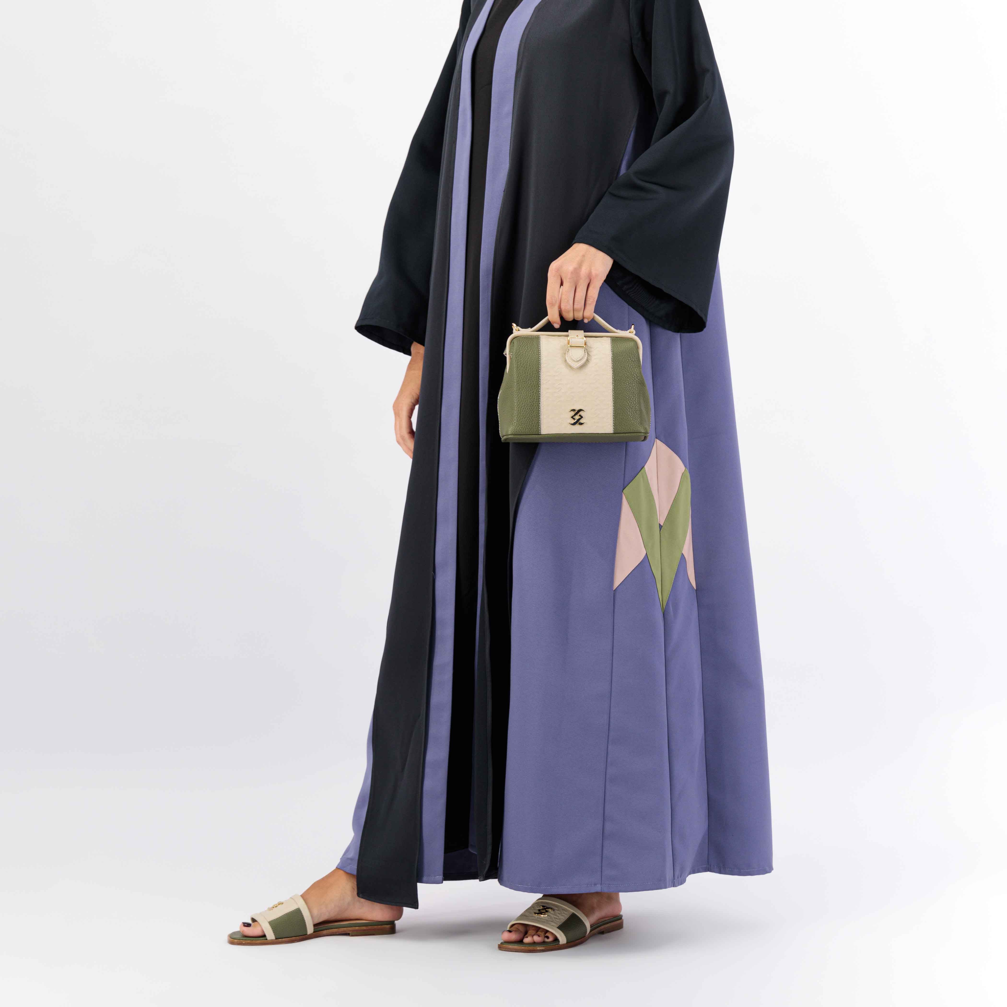 PURPLE WOVEN FABRIC ABAYA WITH PATCH IN BOTH SIDE