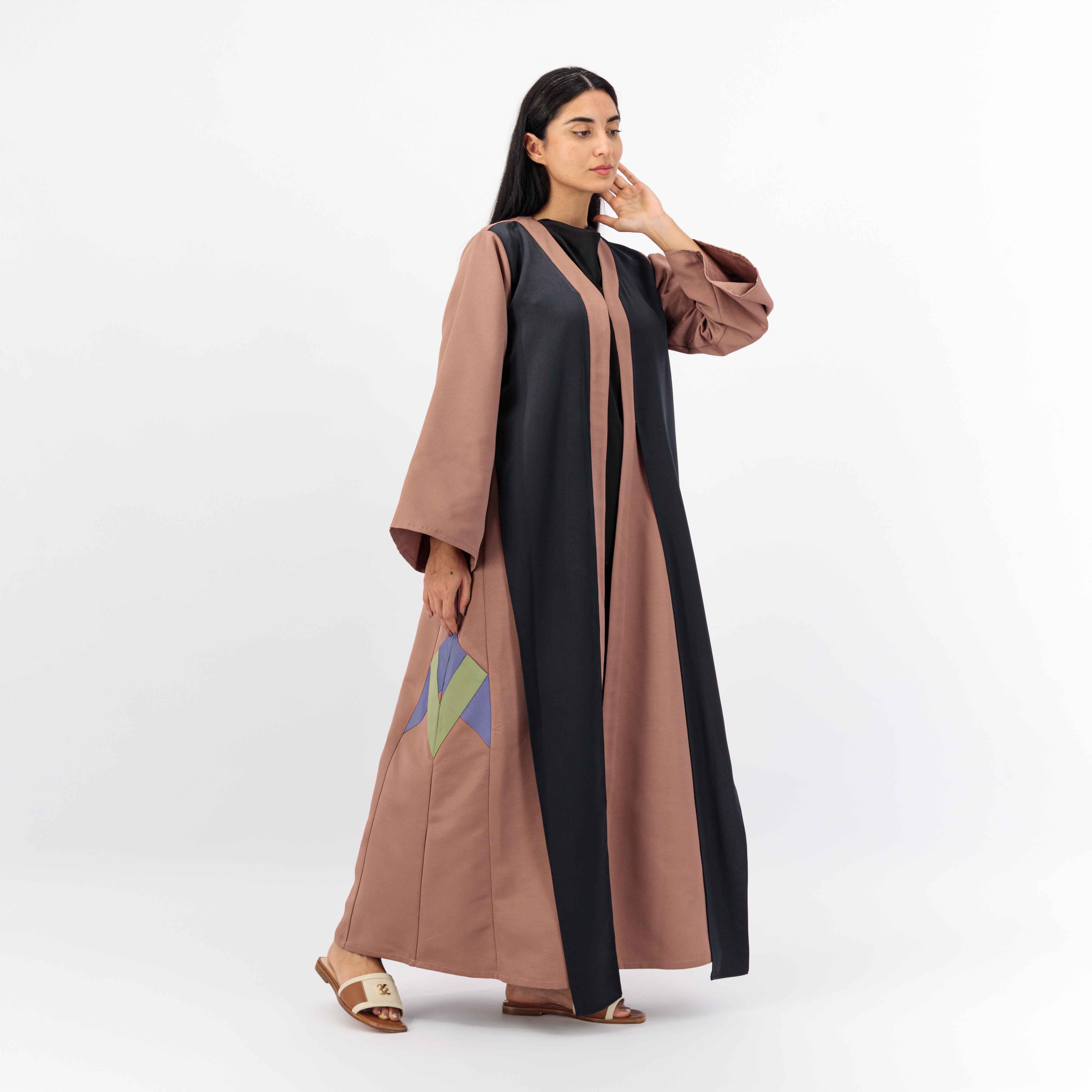 BROWN WOVEN FABRIC ABAYA WITH PATCH IN BOTH SIDE