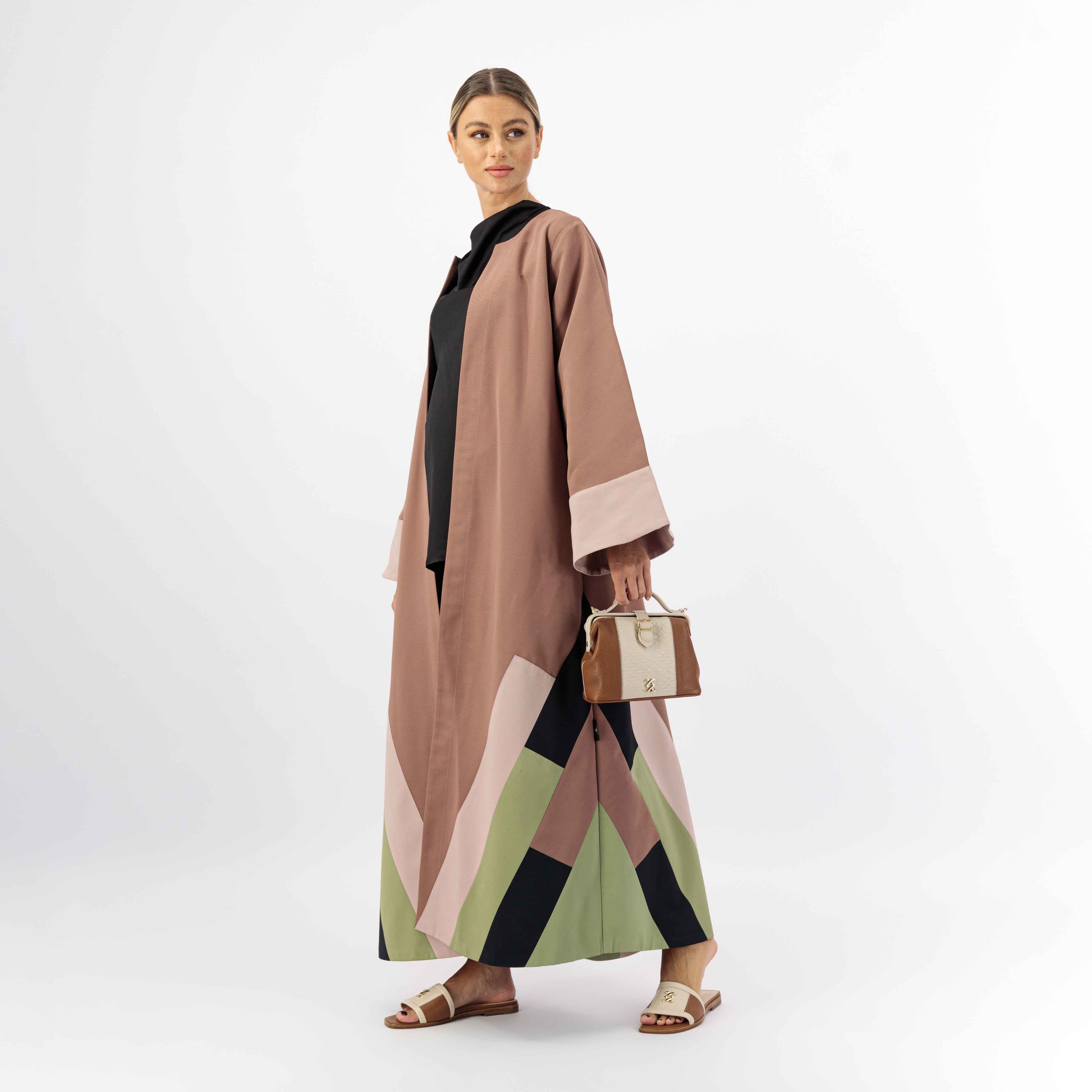 BLACK WOVEN FABRIC ABAYA WITH PATCH IN BOTH SIDE