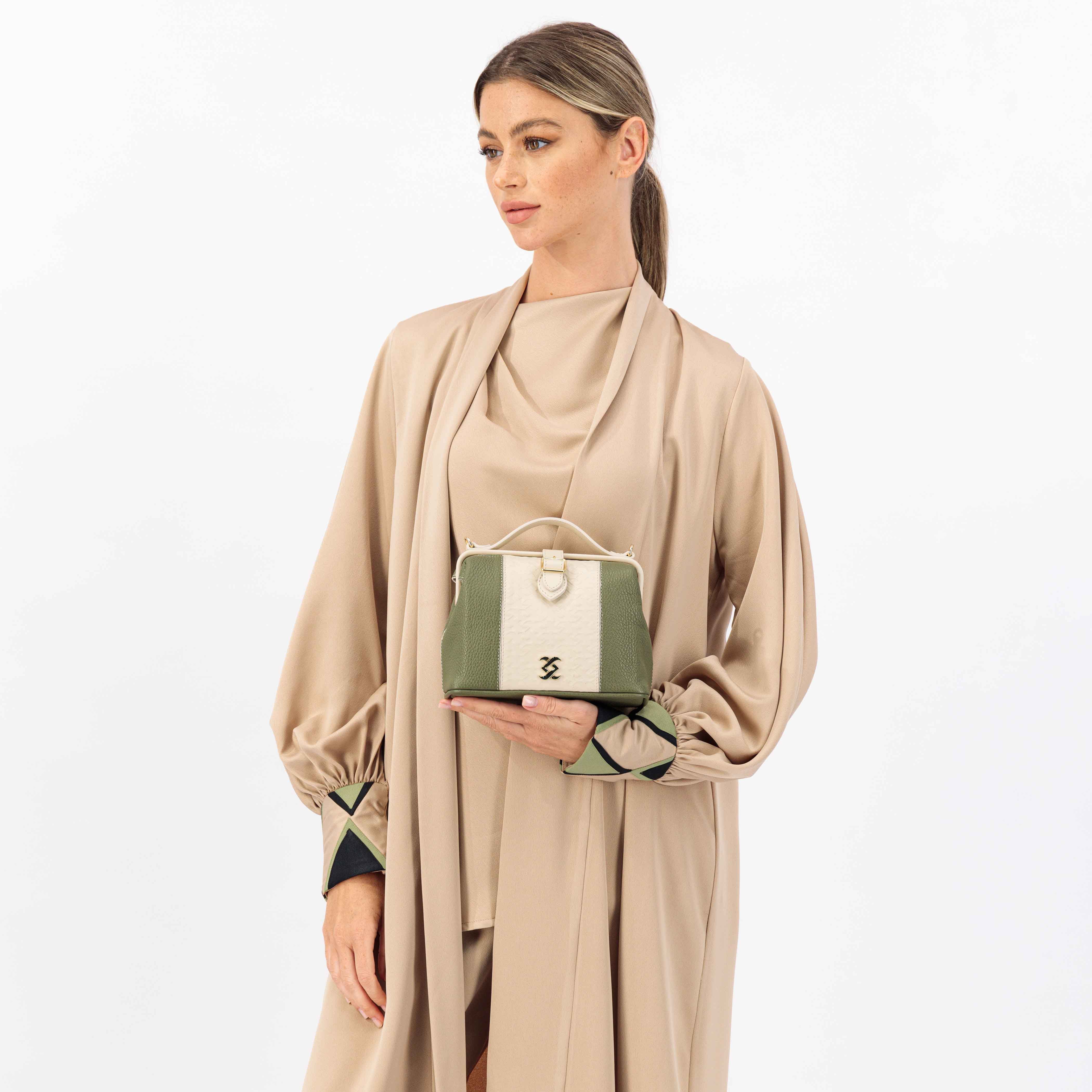 STONE CREPE FABRIC ABAYA WITH BATCH WORK IN HAND