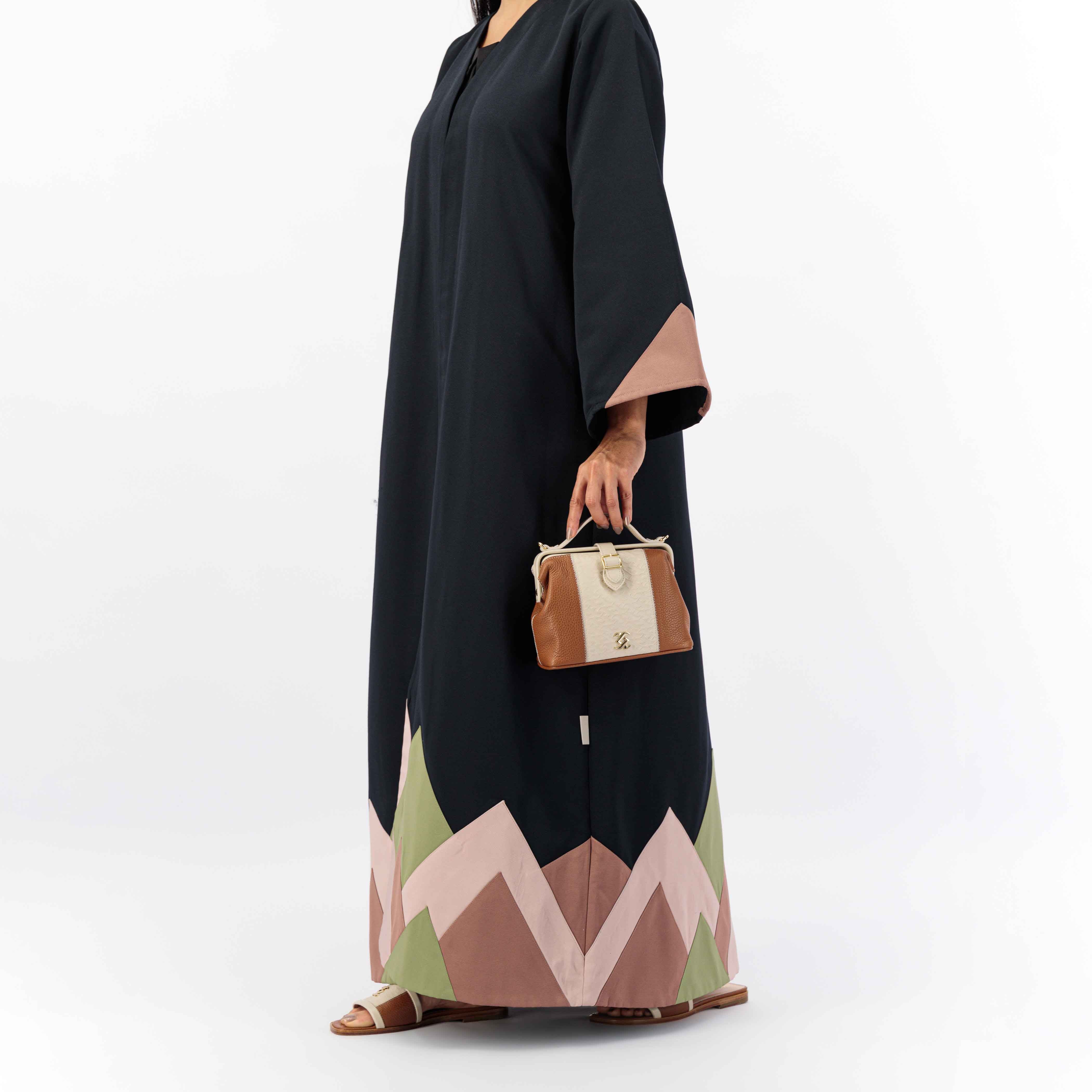 BLACK WOVEN FABRIC ABAYA WITH MOUNT PATCH